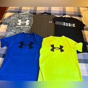(5) boys Under Armour dri-fit shirts- youth large, near perfect condition